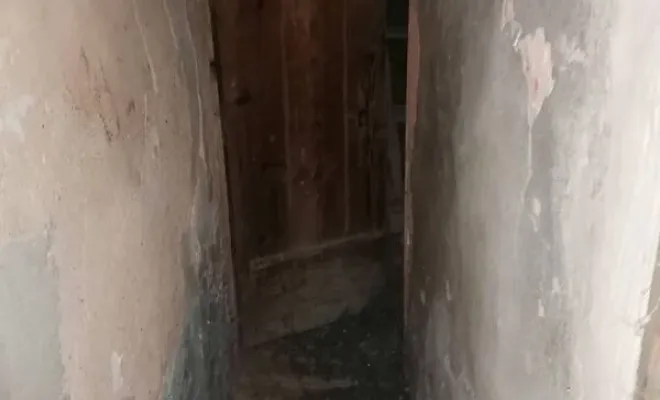 Nettoyage du clocher de l'église Saint Laurent de la Bollène Vésubie par des fientes de pigeons, Carros, JR3D