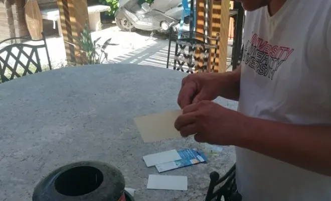 Installation à Saint Jeannet de pièges pondoirs contre les moustiques, Carros, JR3D